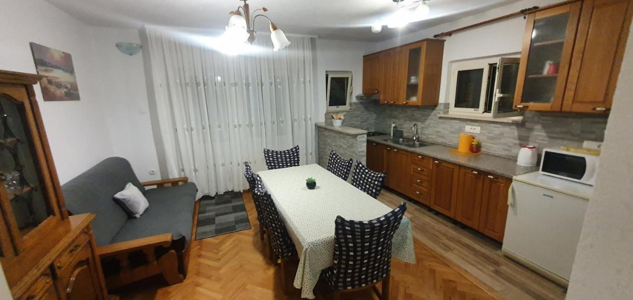 Apartmani Matea Trogir Eksteriør billede