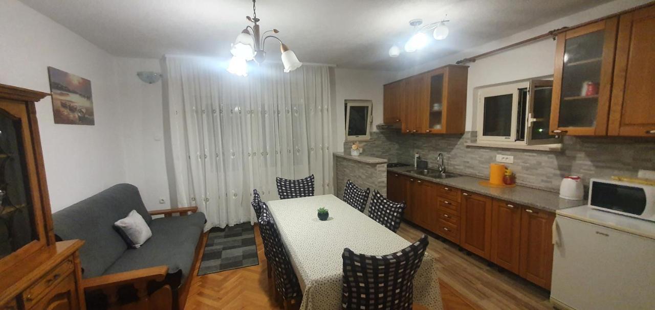 Apartmani Matea Trogir Eksteriør billede