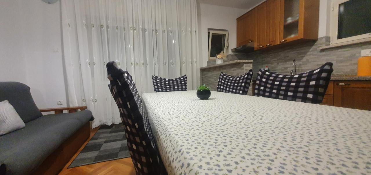 Apartmani Matea Trogir Eksteriør billede