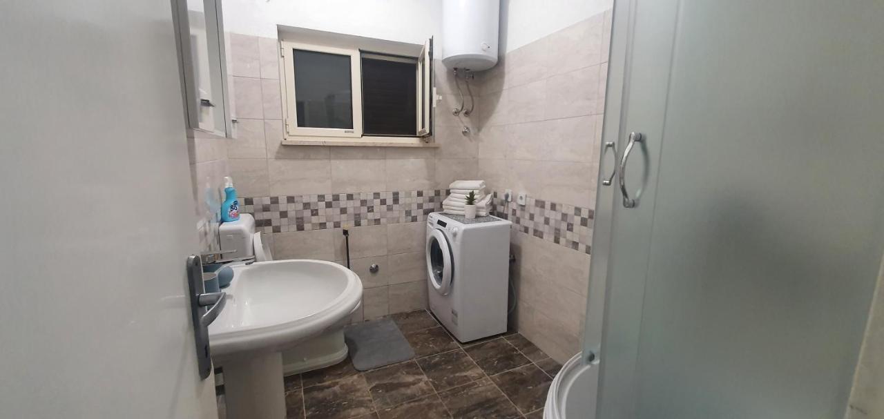 Apartmani Matea Trogir Eksteriør billede