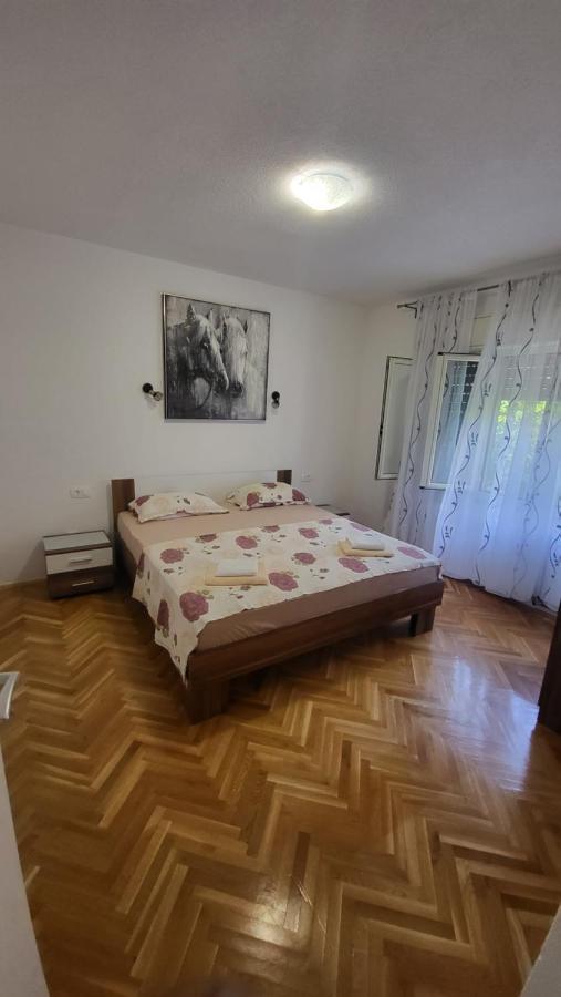 Apartmani Matea Trogir Eksteriør billede