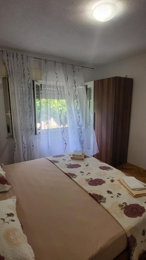 Apartmani Matea Trogir Eksteriør billede